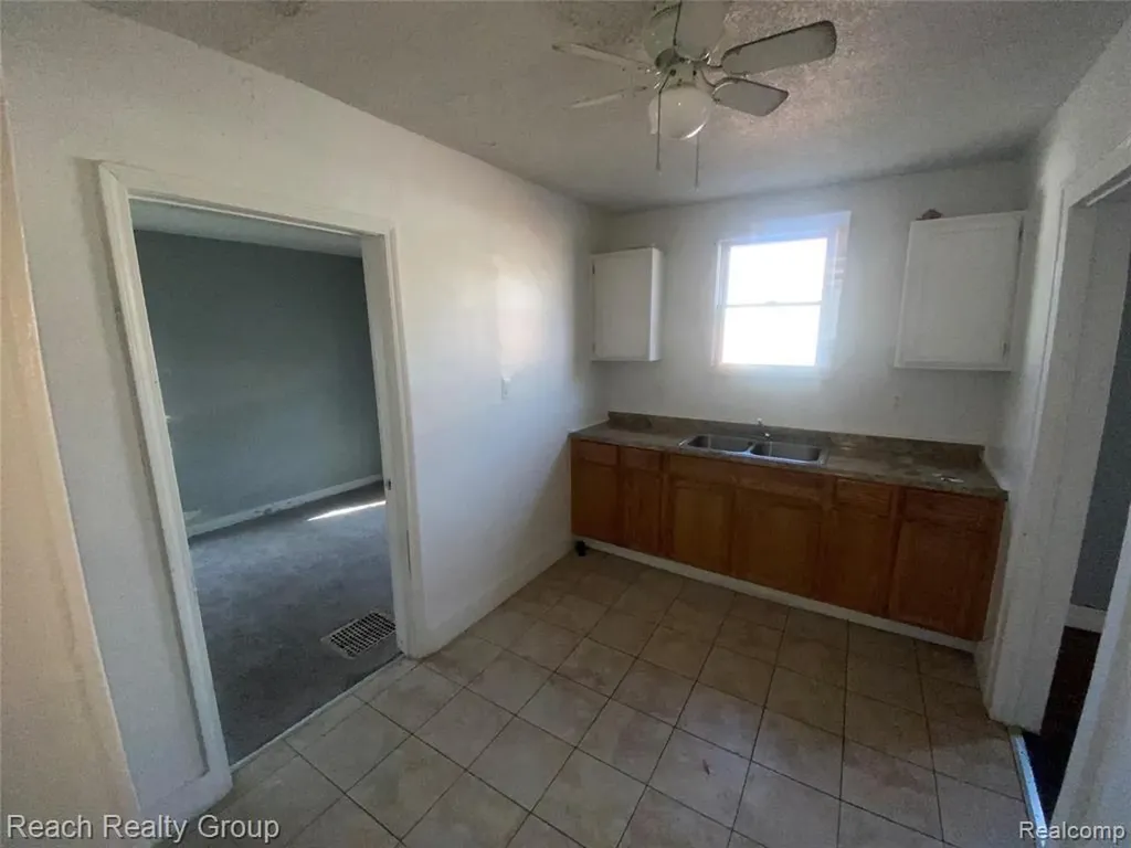 20201 Ilene Street Detroit City MI 48221
