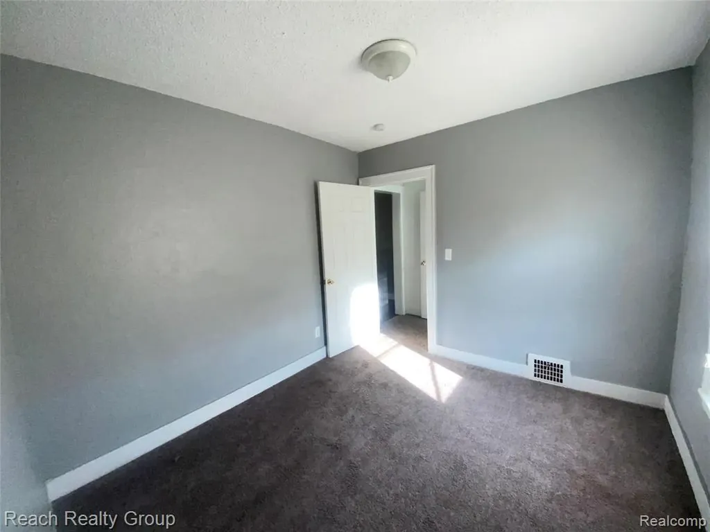 20201 Ilene Street Detroit City MI 48221