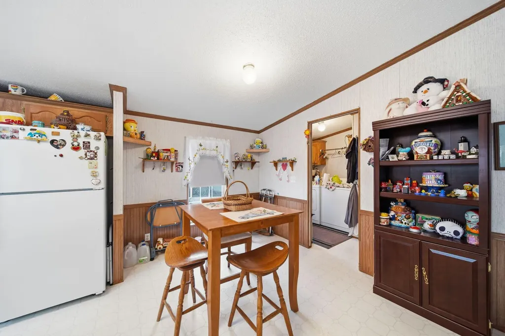 909 Savannah River Drive Adrian City MI 49221