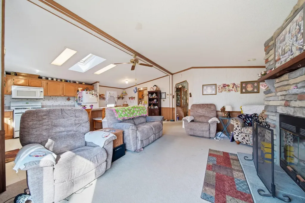 909 Savannah River Drive Adrian City MI 49221