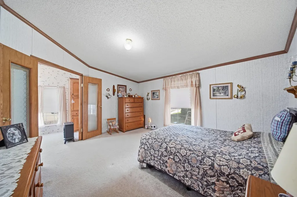 909 Savannah River Drive Adrian City MI 49221