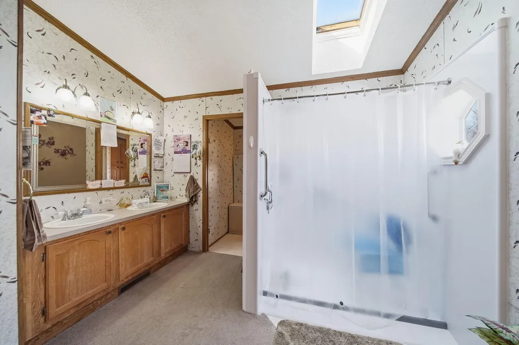909 Savannah River Drive Adrian City MI 49221