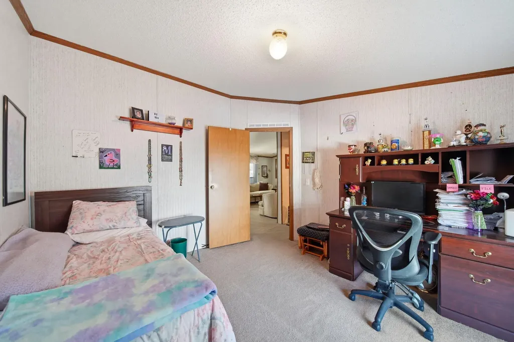 909 Savannah River Drive Adrian City MI 49221