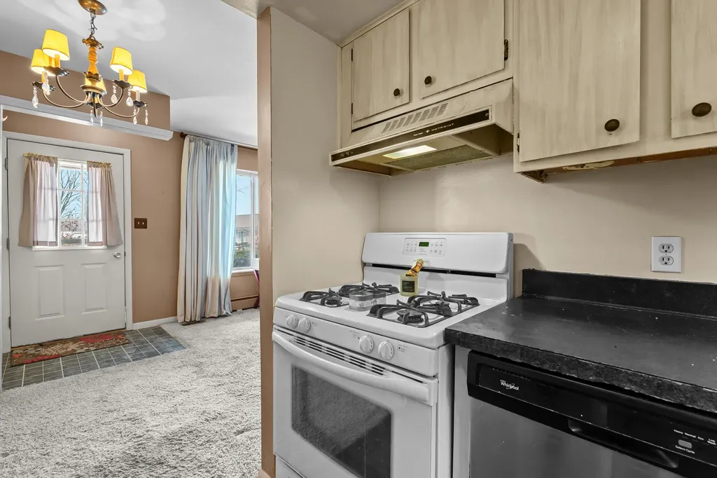 25140 Potomac Drive South Lyon City MI 48178