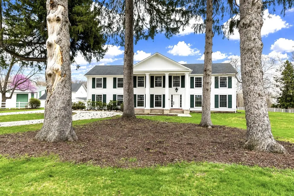 8044 Dexter-pinckney Road Dexter Township MI 48130