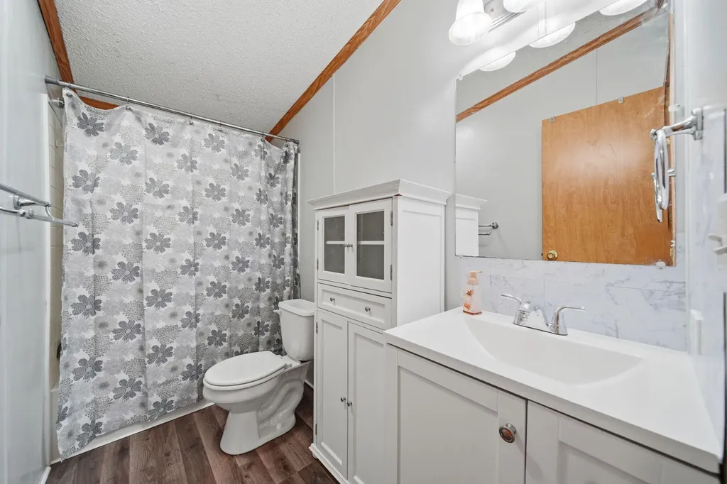 2835 S Wagner Road Lodi Township MI 48103