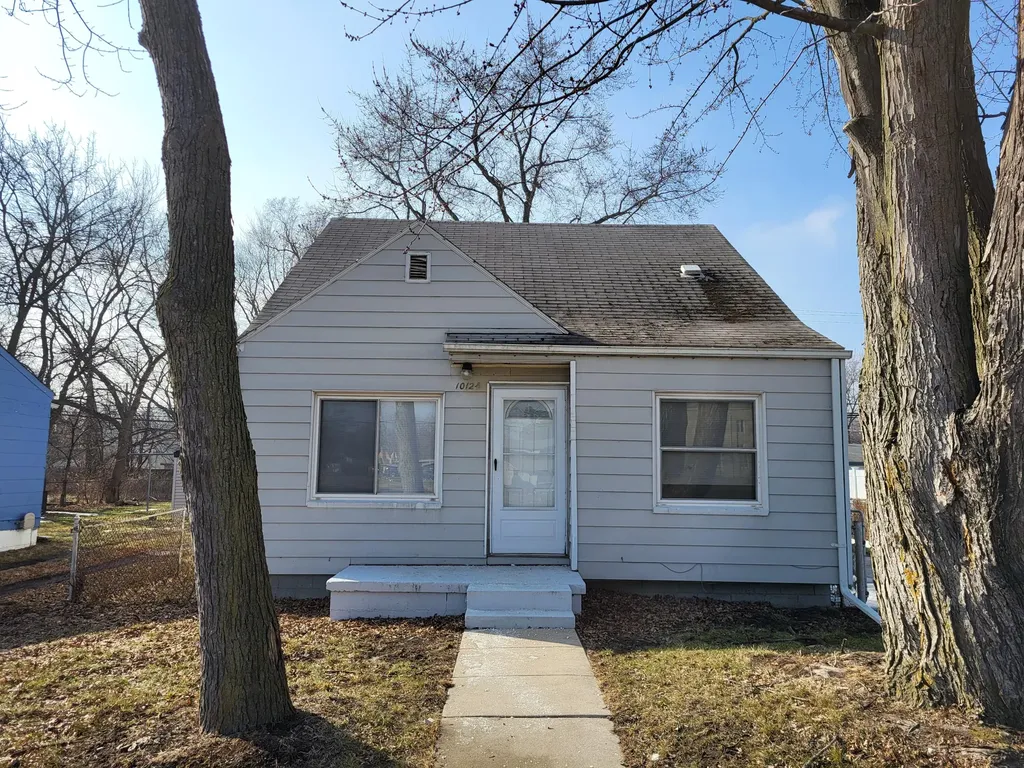 10124 Pelham Road Taylor City MI 48180