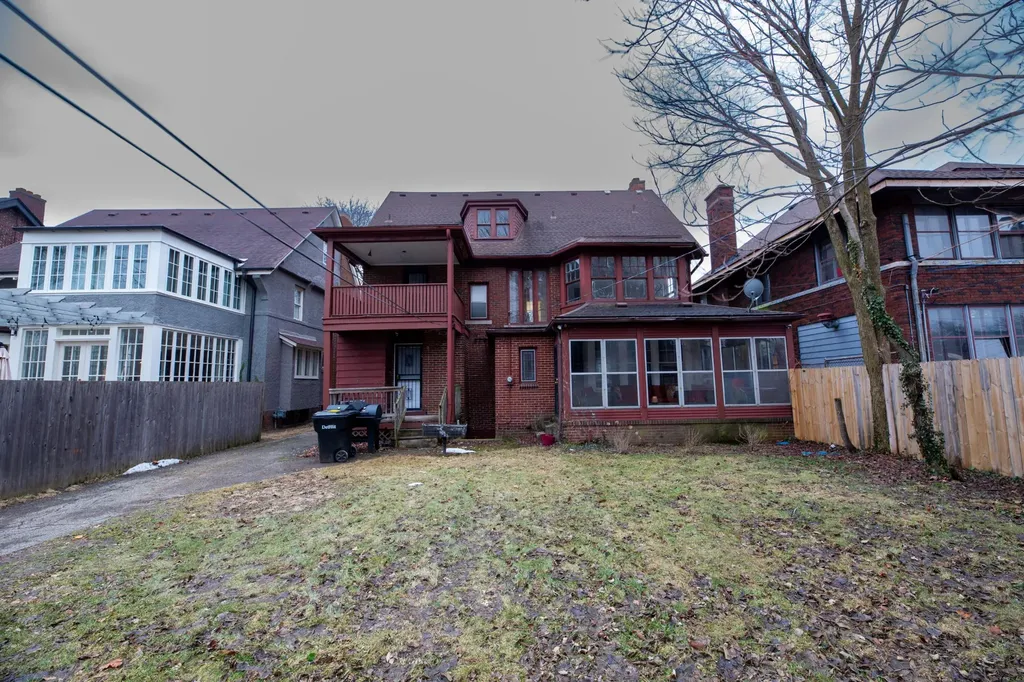 1536 Chicago Boulevard Detroit City MI 48206