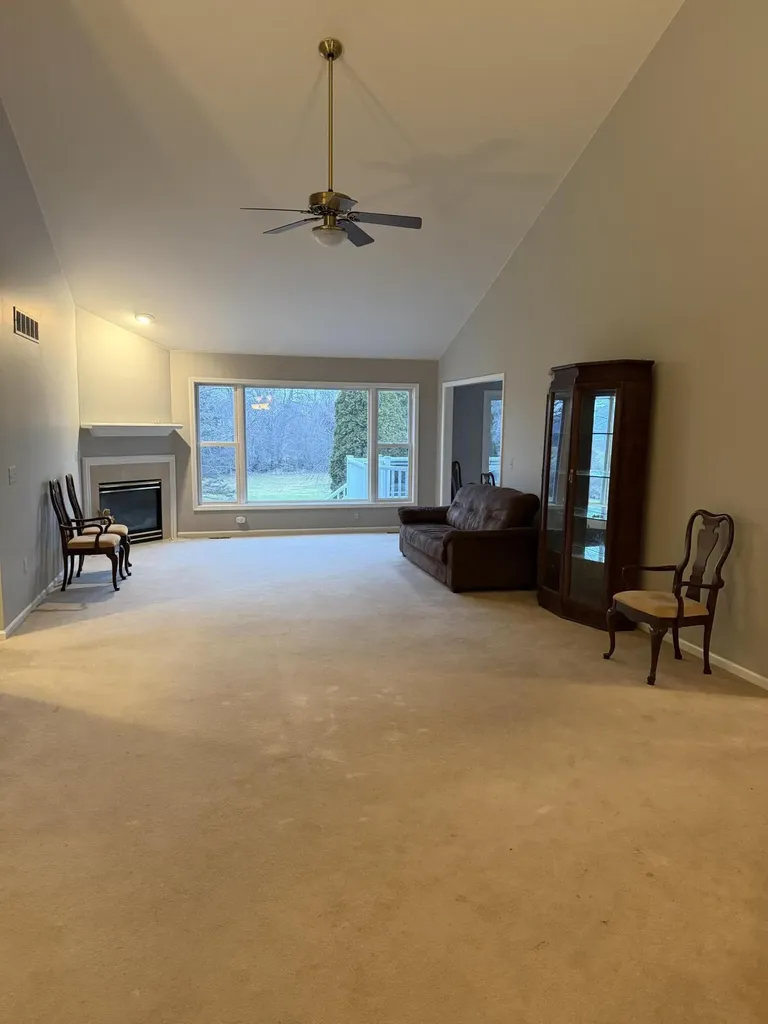 42359 Sable Boulevard Sterling Heights City MI 48314