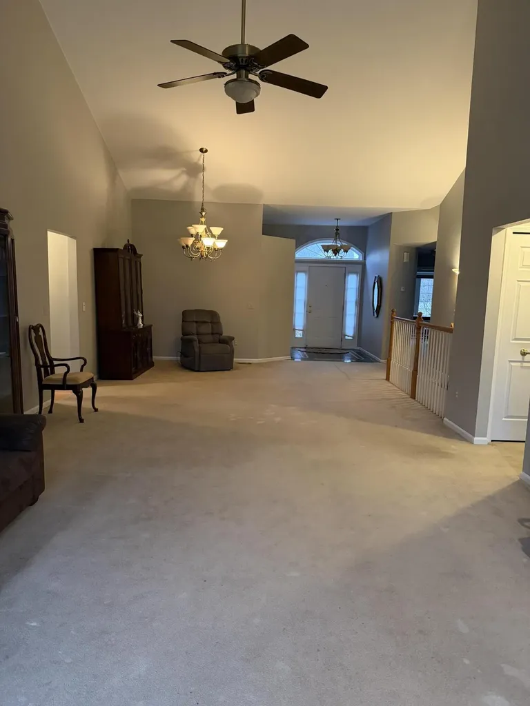 42359 Sable Boulevard Sterling Heights City MI 48314