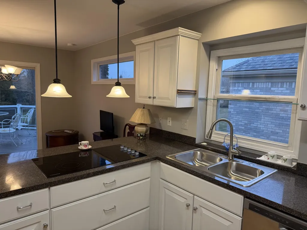 42359 Sable Boulevard Sterling Heights City MI 48314