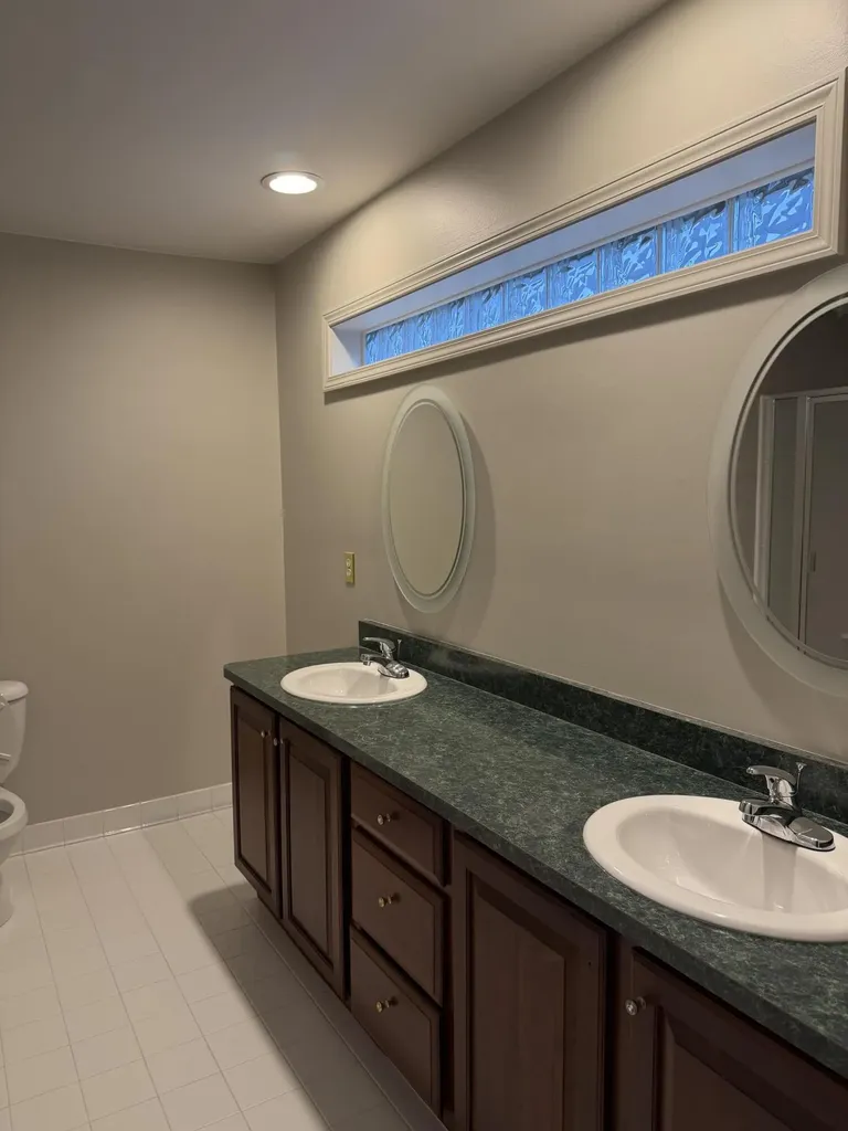 42359 Sable Boulevard Sterling Heights City MI 48314
