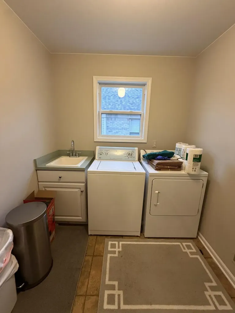 42359 Sable Boulevard Sterling Heights City MI 48314