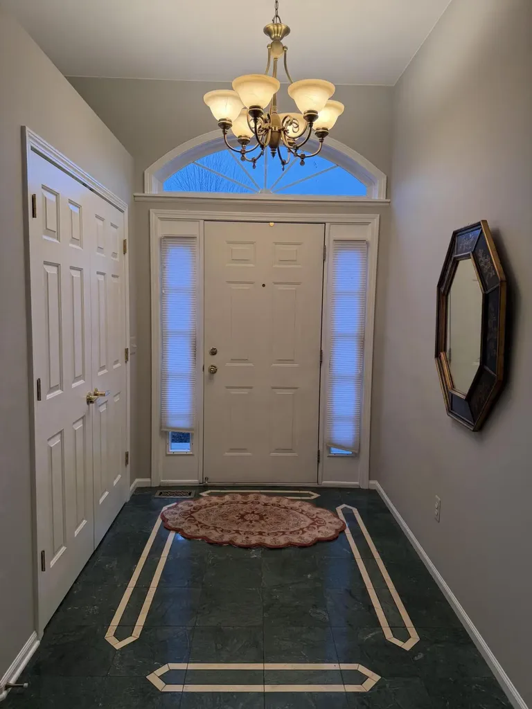 42359 Sable Boulevard Sterling Heights City MI 48314