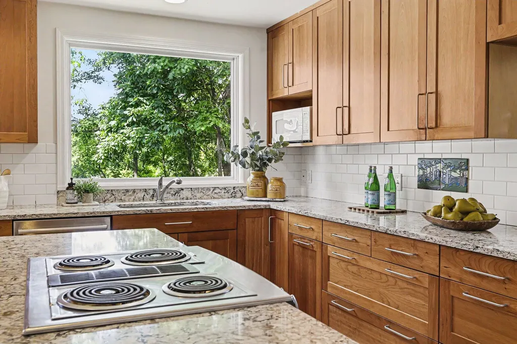 542 Heritage Drive Ann Arbor City MI 48105