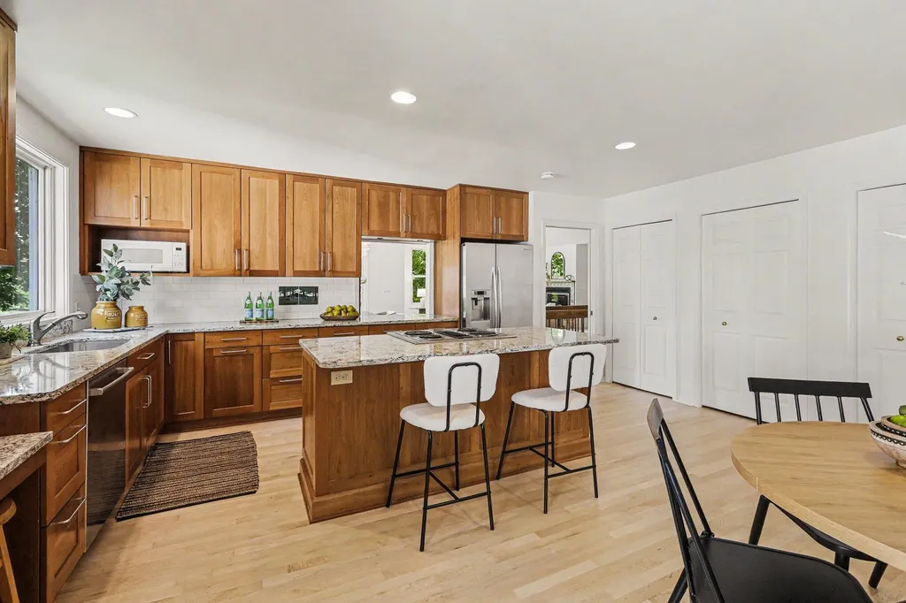 542 Heritage Drive Ann Arbor City MI 48105