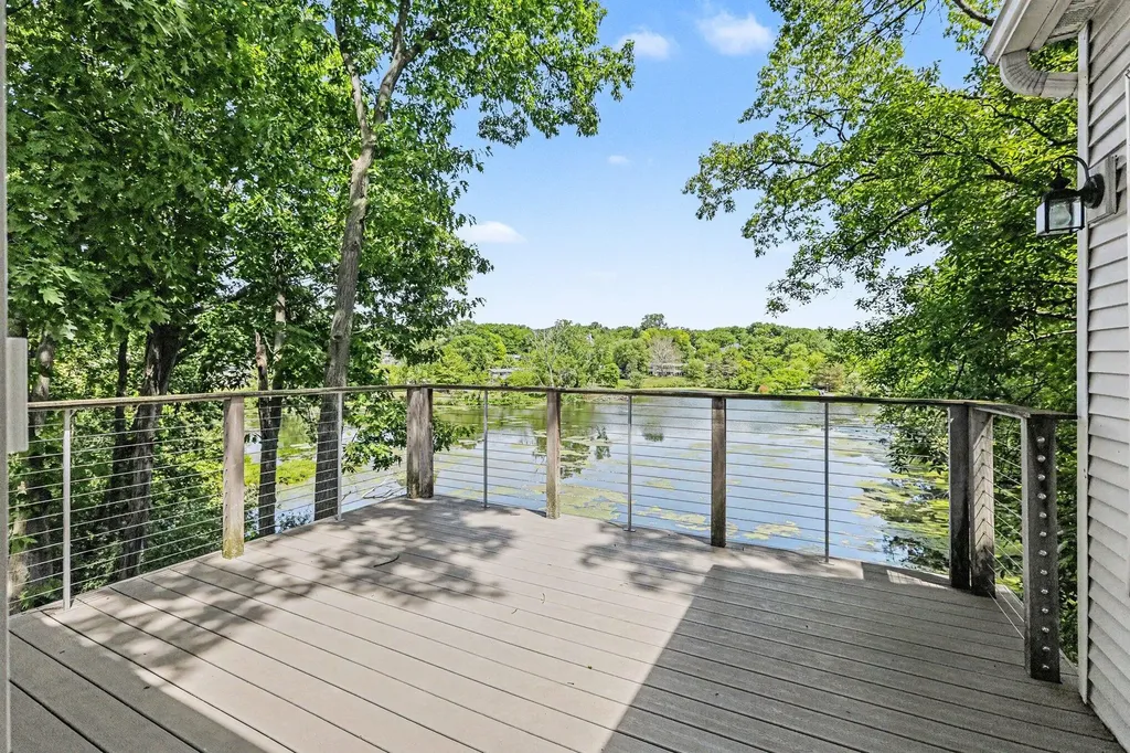 542 Heritage Drive Ann Arbor City MI 48105