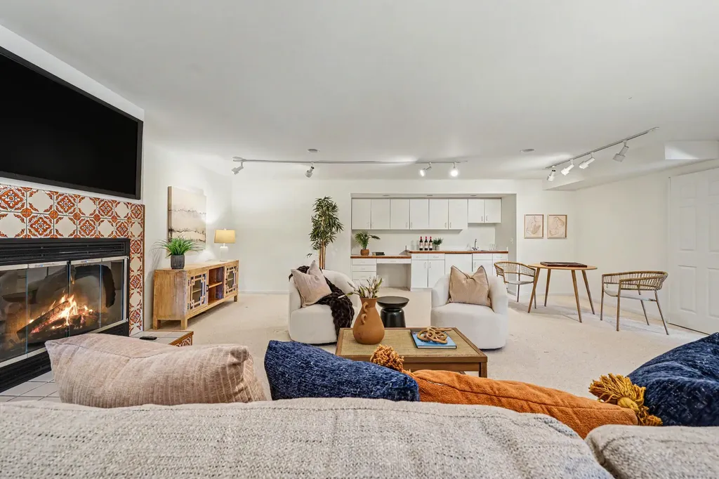 542 Heritage Drive Ann Arbor City MI 48105