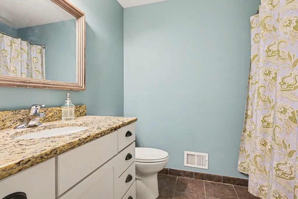1575 Kellogg Road Genoa Township MI 48114