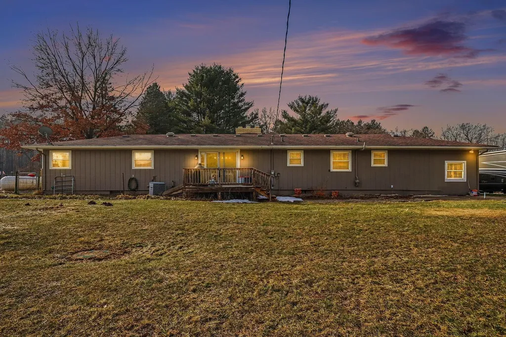 1575 Kellogg Road Genoa Township MI 48114