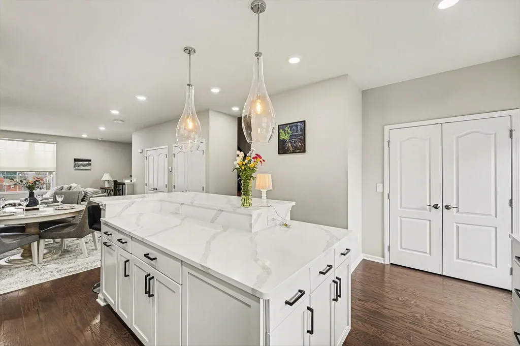 216 S Mill Street Plymouth City MI 48170