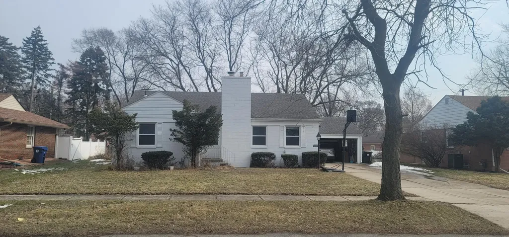 14172 Royal Grand Avenue Redford Charter Township MI 48239