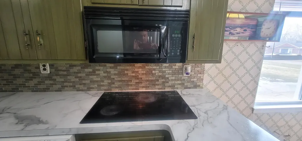 14172 Royal Grand Avenue Redford Charter Township MI 48239