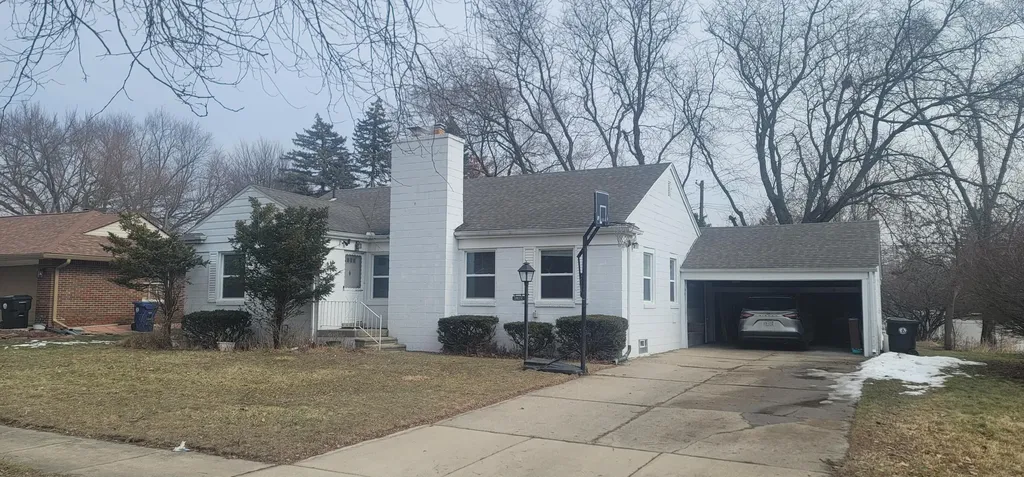 14172 Royal Grand Avenue Redford Charter Township MI 48239