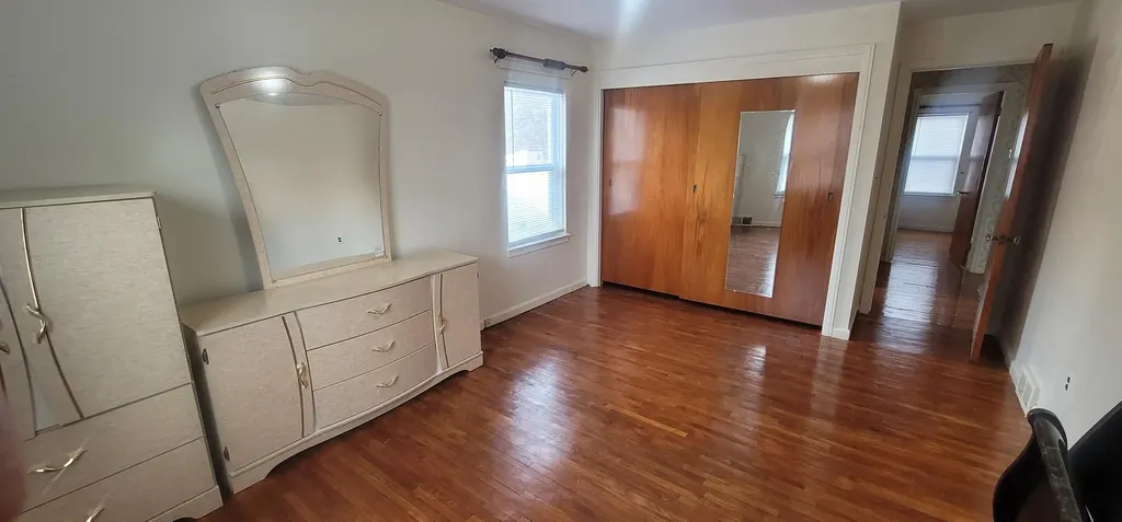 14172 Royal Grand Avenue Redford Charter Township MI 48239