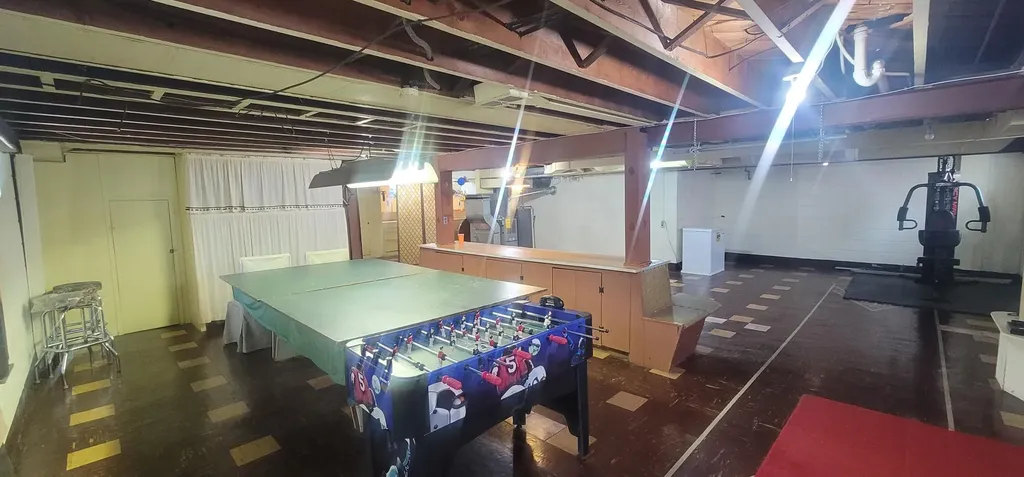 14172 Royal Grand Avenue Redford Charter Township MI 48239