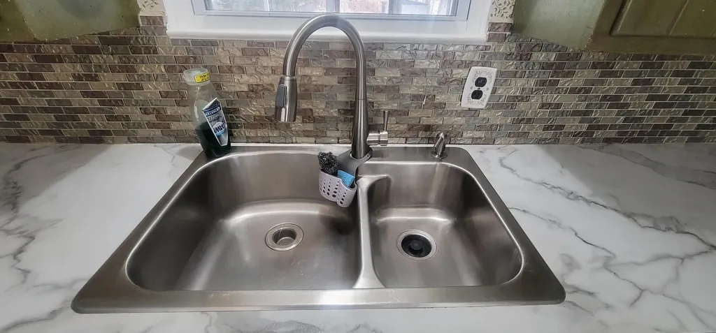 14172 Royal Grand Avenue Redford Charter Township MI 48239