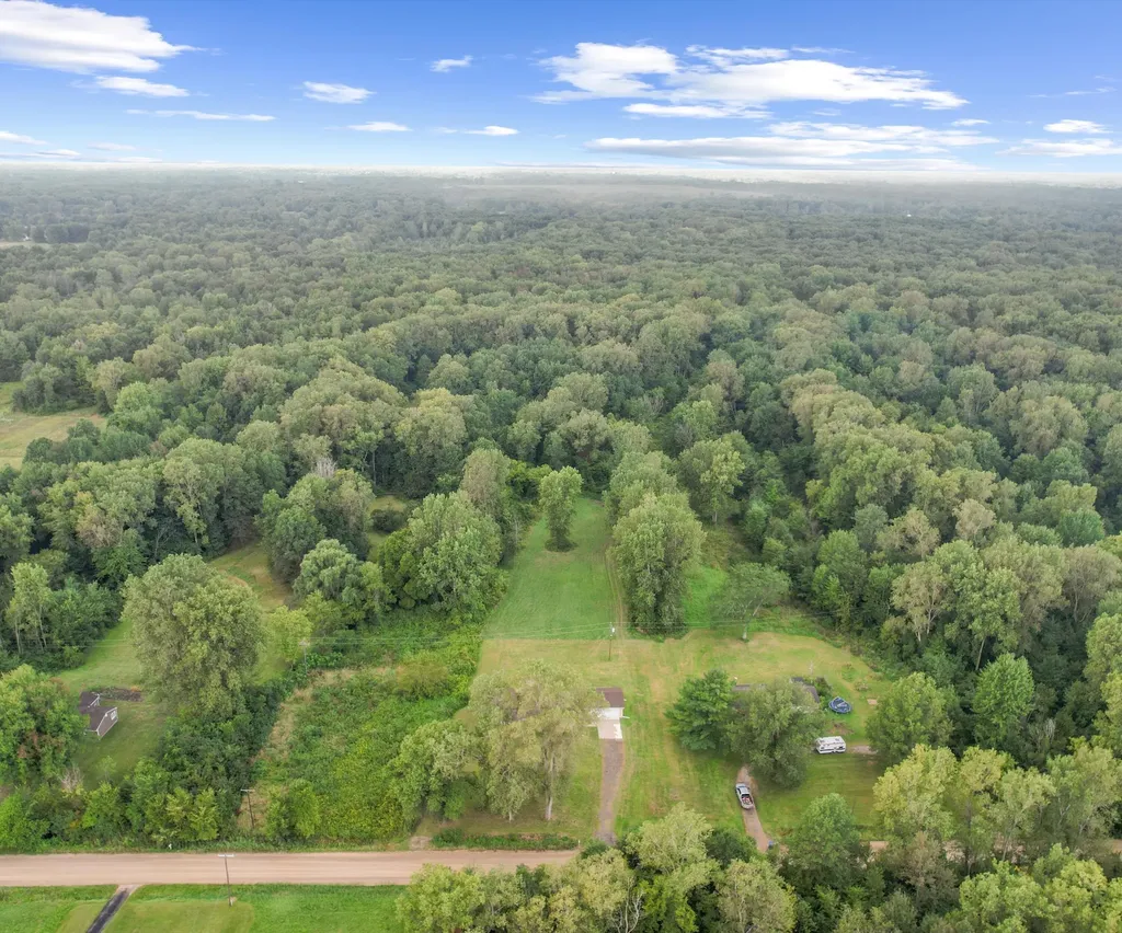 26700 Martinsville Road Unknown City MI 48164