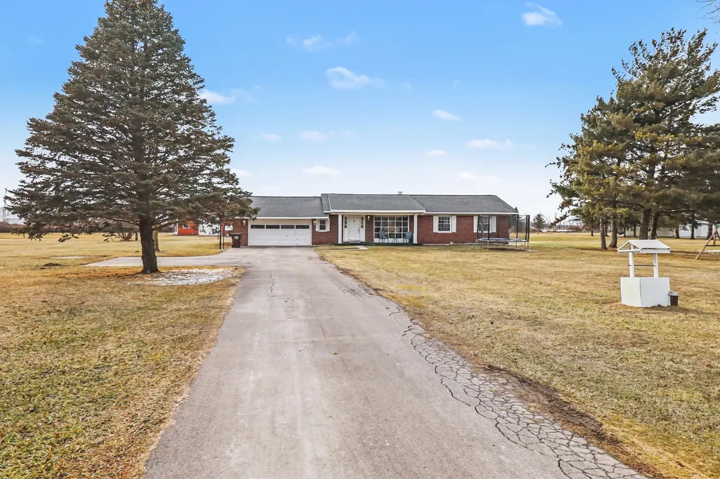 11329 Crowe Road Milan Township MI 48160
