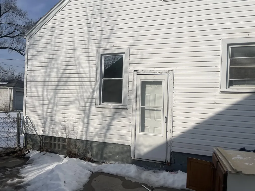 6491 Stahelin Avenue Detroit City MI 48228