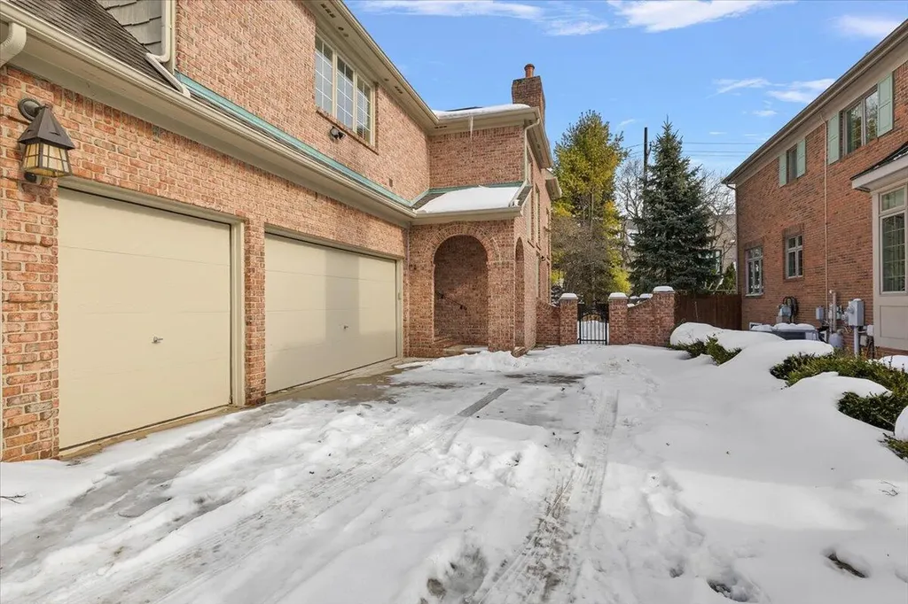 1444 Fairfax Street Birmingham City MI 48009