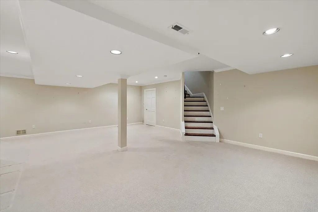 1444 Fairfax Street Birmingham City MI 48009