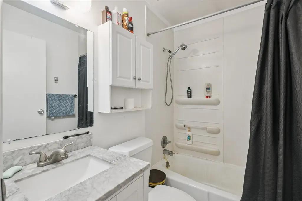 7039 Curtis Drive Coloma Charter Township MI 49038