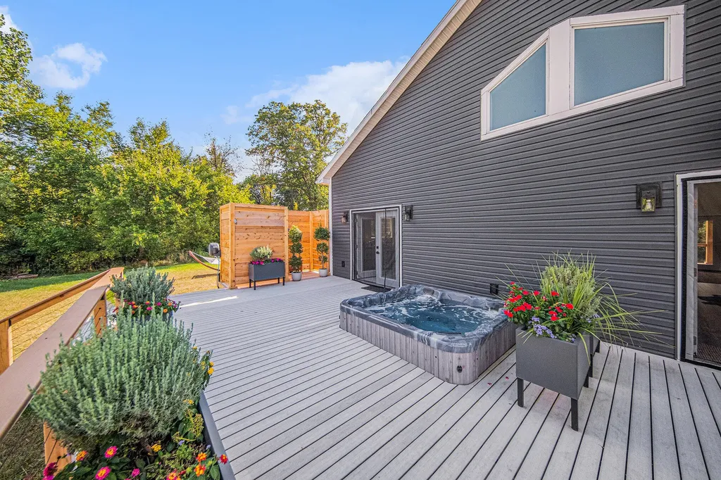 7914 Stony Lake Road Napoleon Township MI 49201