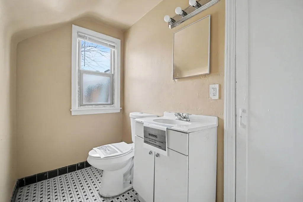 12511 Riad Street Detroit City MI 48224