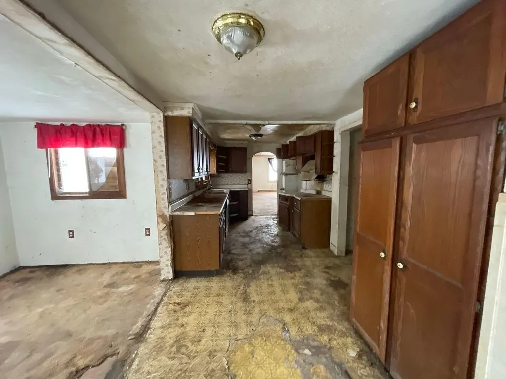 320 Lutzke Road Thomas Township MI 48609