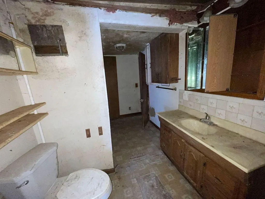 320 Lutzke Road Thomas Township MI 48609