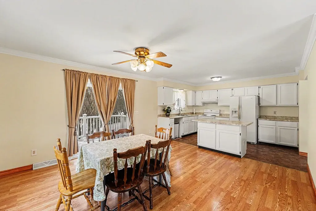 24213 Broadview Street Farmington Hills City MI 48336
