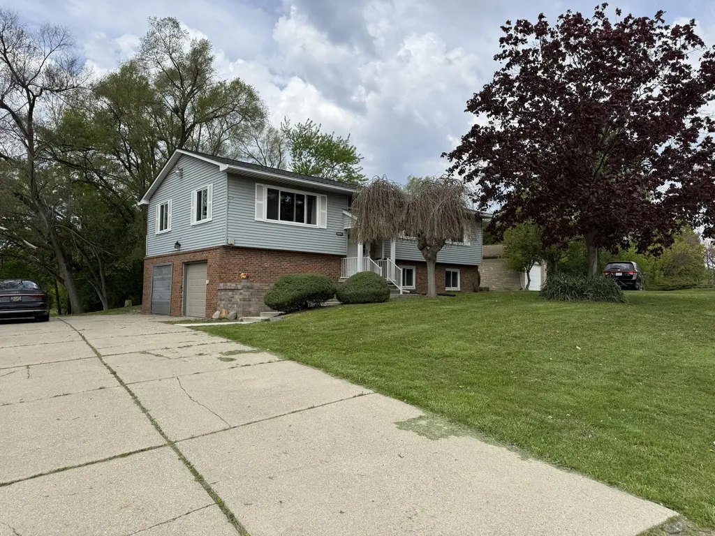 24213 Broadview Street Farmington Hills City MI 48336