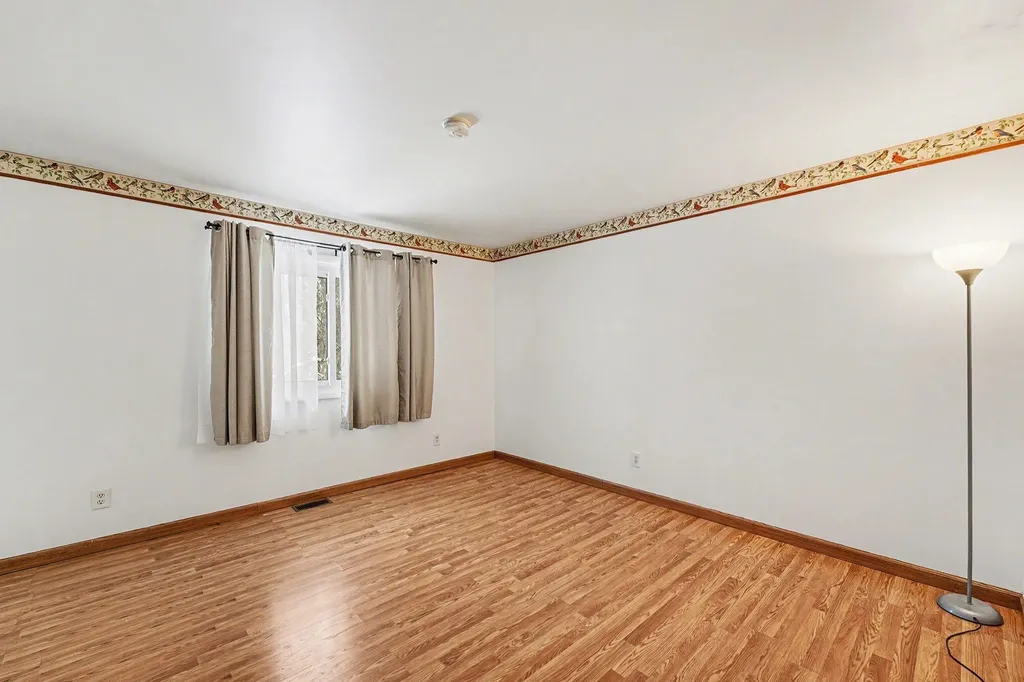 24213 Broadview Street Farmington Hills City MI 48336