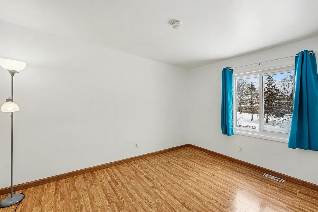 24213 Broadview Street Farmington Hills City MI 48336