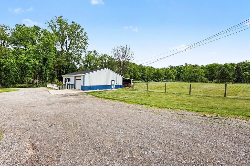 10955 Sooten Road Manchester Township MI 48158