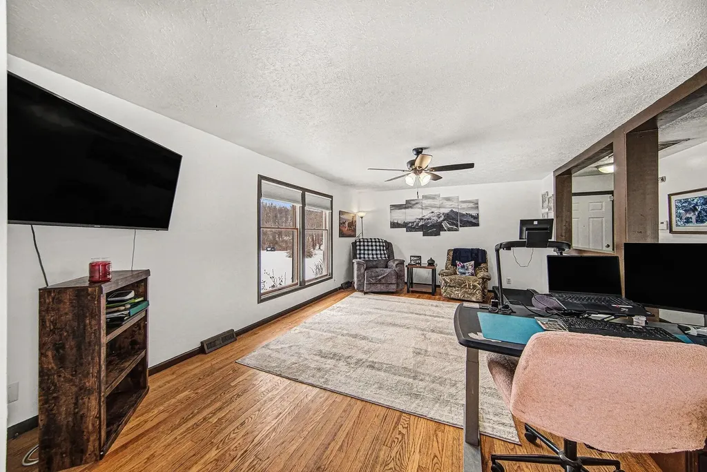 10955 Sooten Road Manchester Township MI 48158