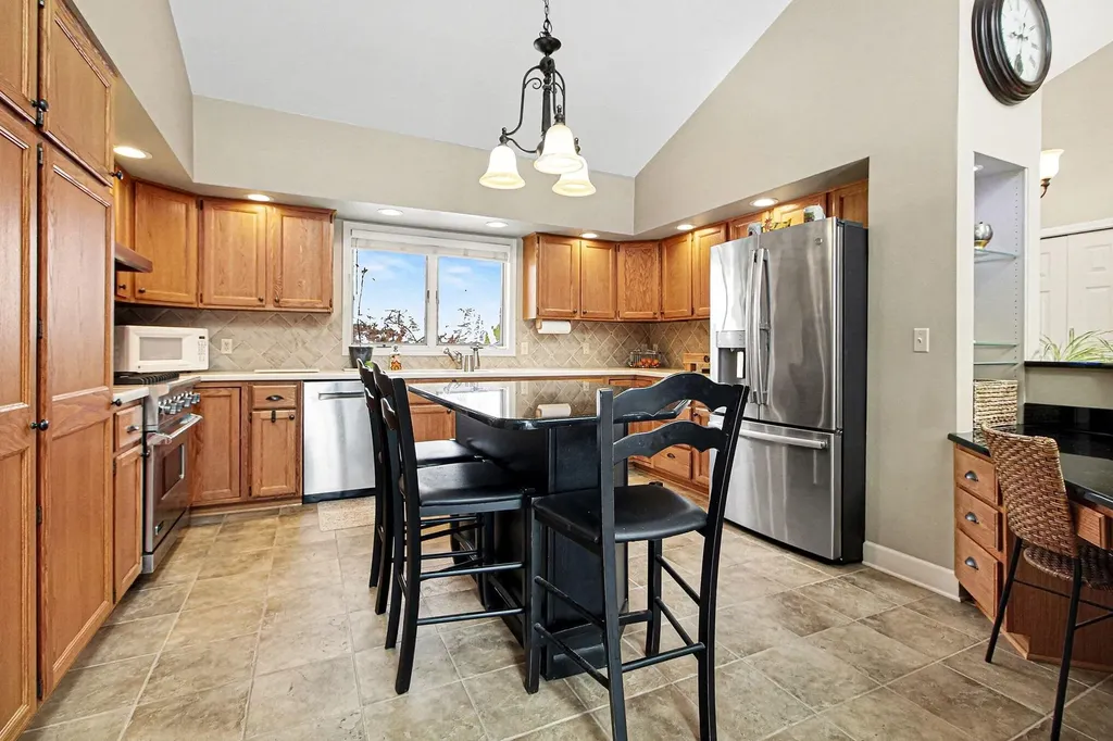 1335 N Silo Ridge Drive Pittsfield Charter Township MI 48108