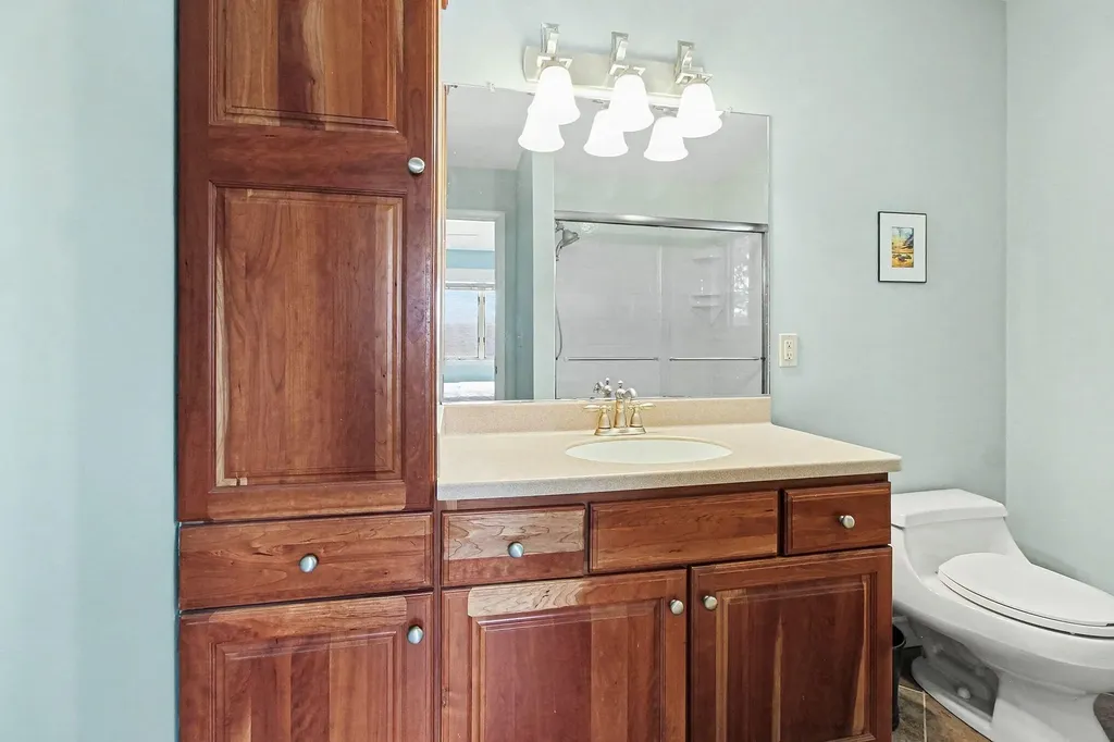 1335 N Silo Ridge Drive Pittsfield Charter Township MI 48108