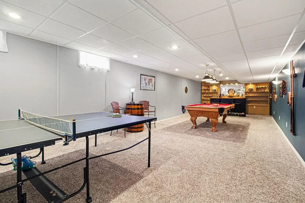 1335 N Silo Ridge Drive Pittsfield Charter Township MI 48108